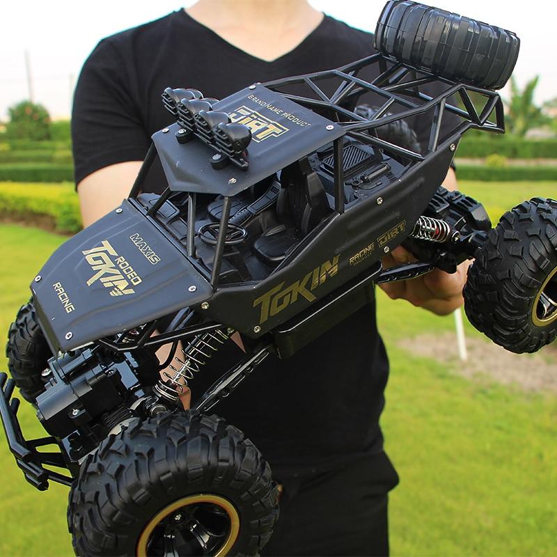 1:12 4WD RC Car Updated Version 2.4G Radio Control RC Car / Batery Packs - It's all about toys